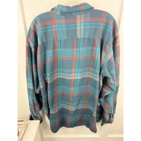 Men’s Columbia Flannel Size XXL - Picture 4 of 4